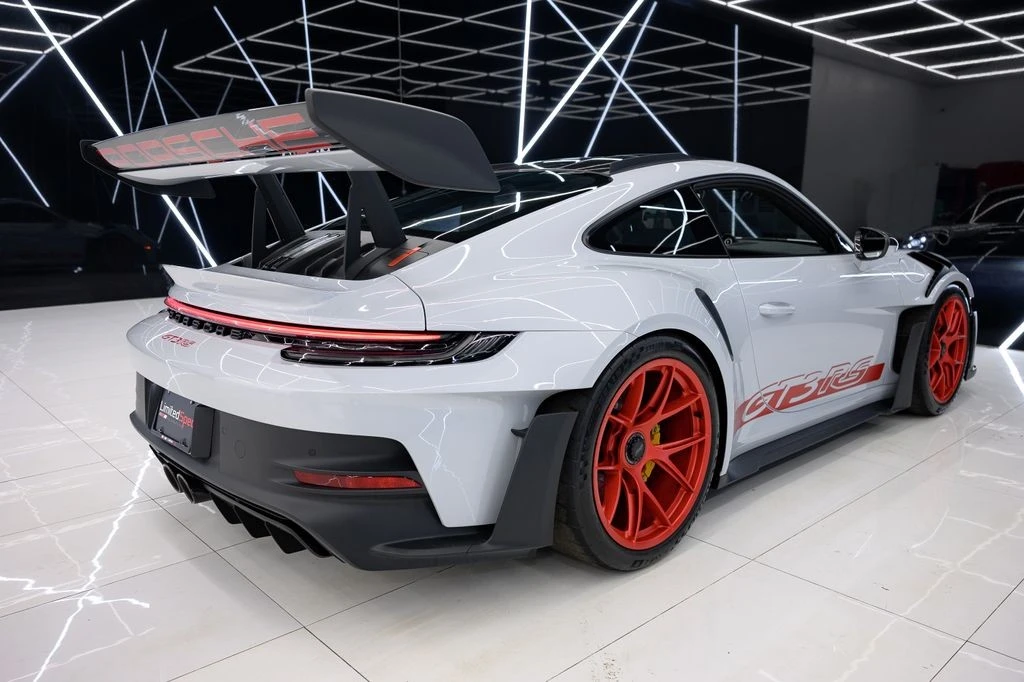 2024 Porsche 992 GT3 RS - Image 25 of 31