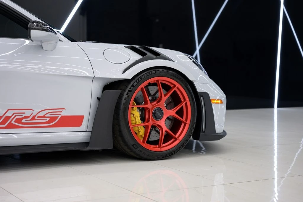 2024 Porsche 992 GT3 RS - Image 12 of 31
