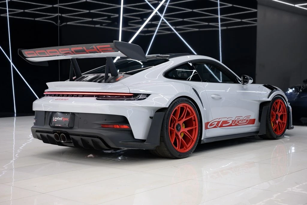 2024 Porsche 992 GT3 RS - Image 17 of 21