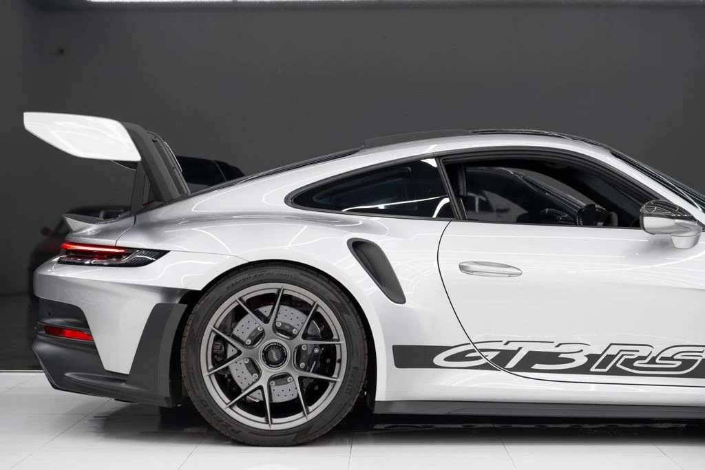 2024 Porsche 992 GT3 RS - Image 9 of 21