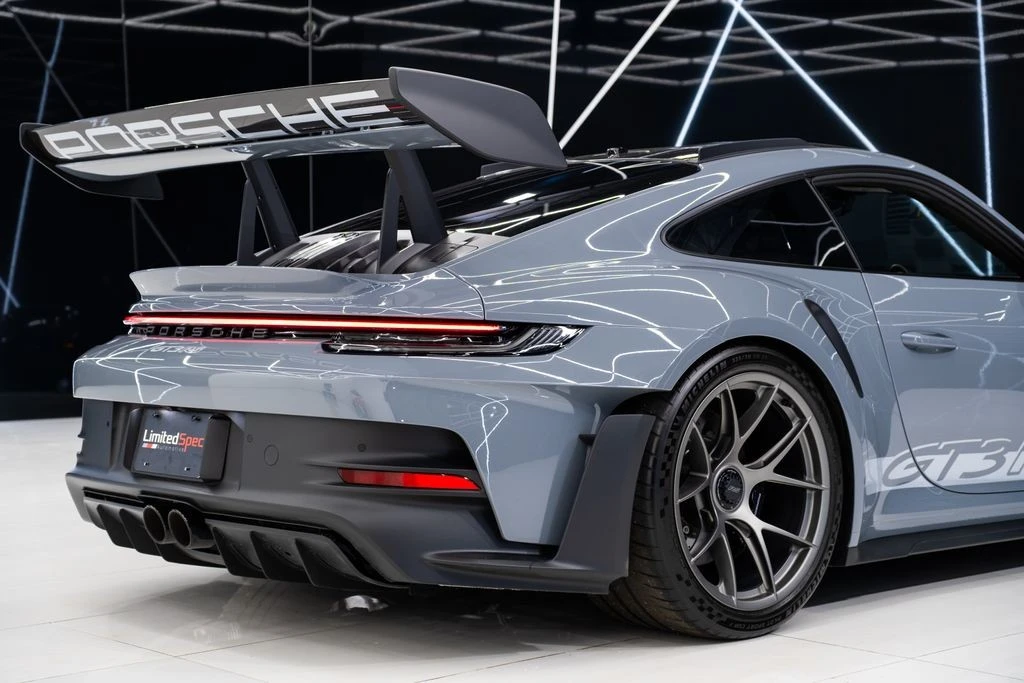 2024 Porsche 992 GT3 RS - Image 18 of 21