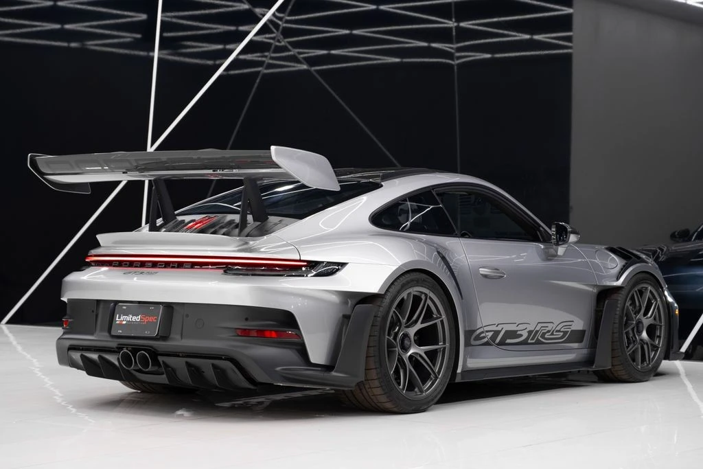 2024 Porsche 992 GT3 RS - Image 17 of 21
