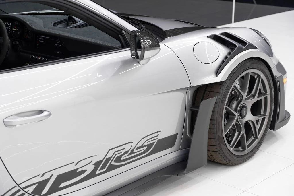 2024 Porsche 992 GT3 RS - Image 11 of 21