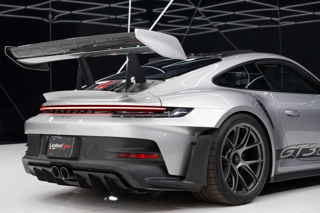 2024 Porsche 992 GT3 RS - Image 18 of 21