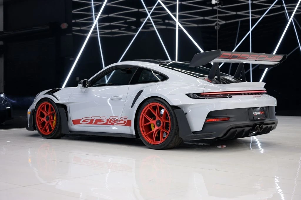 2024 Porsche 992 GT3 RS - Image 19 of 31