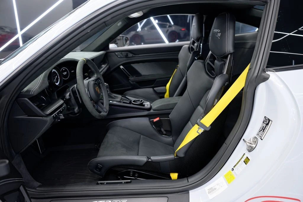 2024 Porsche 992 GT3 RS - Image 29 of 31