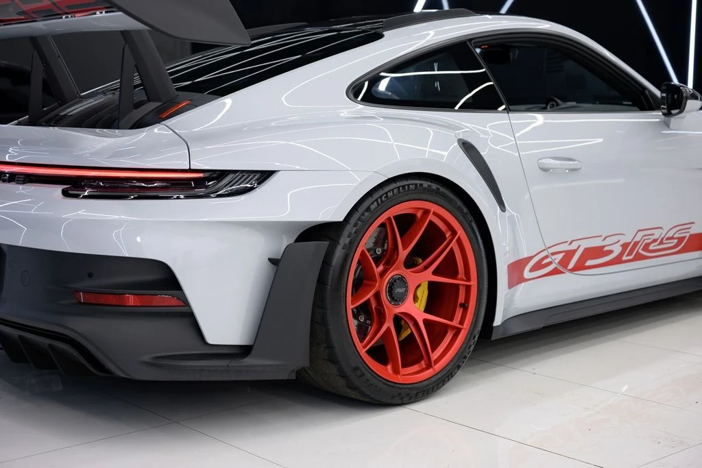 2024 Porsche 992 GT3 RS - Image 15 of 31