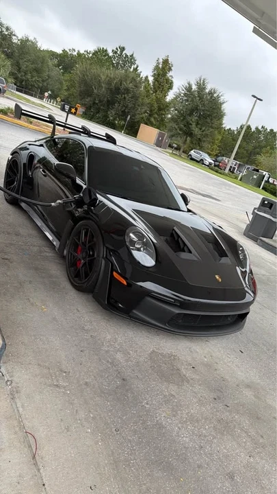 2024 Porsche 992 GT3 RS - Image 18 of 20