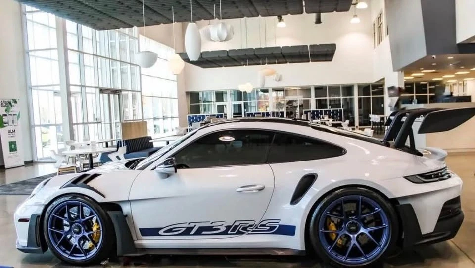 2024 Porsche 992 GT3 RS - Image 3 of 11