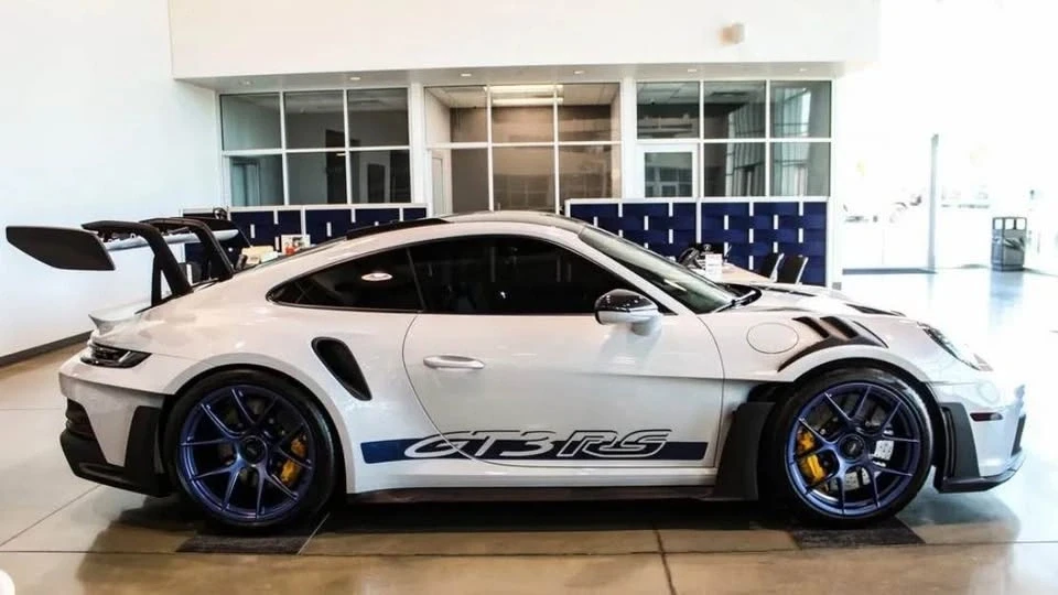 2024 Porsche 992 GT3 RS - Image 5 of 11
