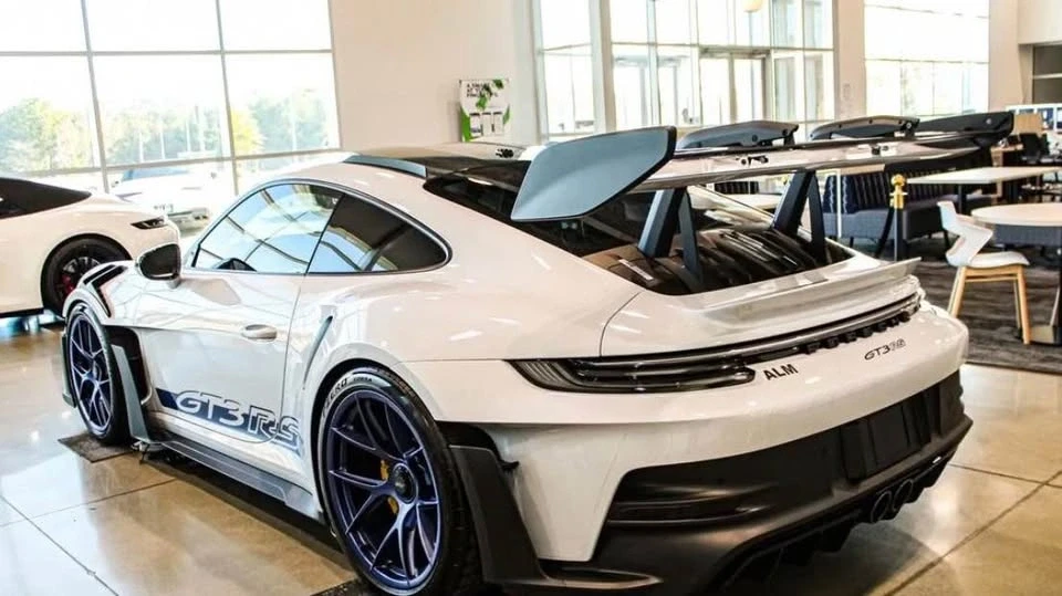 2024 Porsche 992 GT3 RS - Image 6 of 11