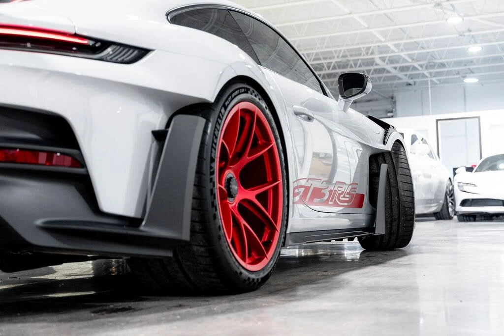 2024 Porsche 992 GT3 RS - Image 22 of 31