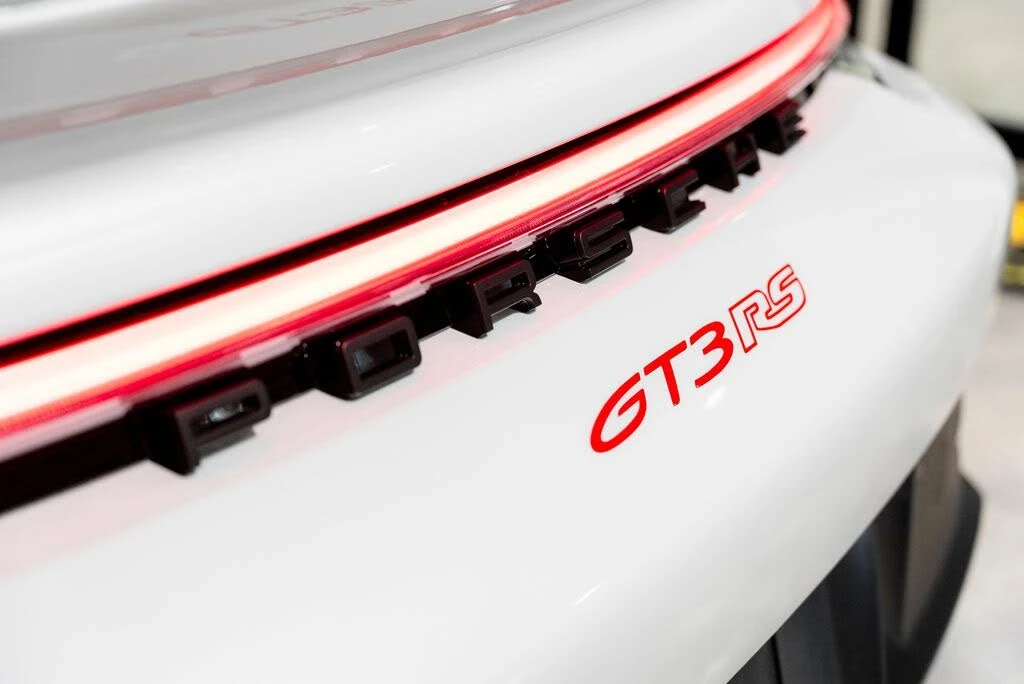2024 Porsche 992 GT3 RS - Image 29 of 31
