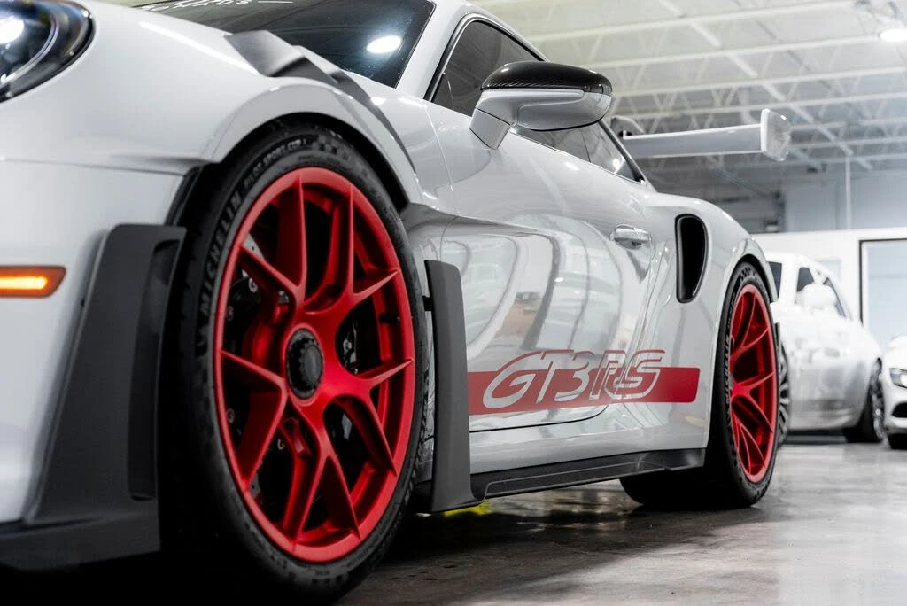 2024 Porsche 992 GT3 RS - Image 9 of 31