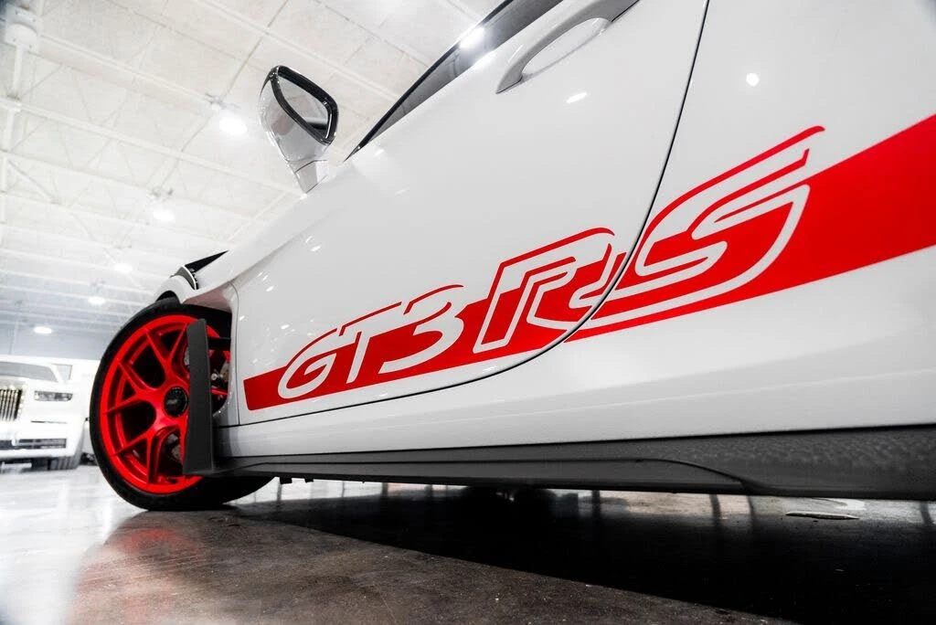 2024 Porsche 992 GT3 RS - Image 21 of 31