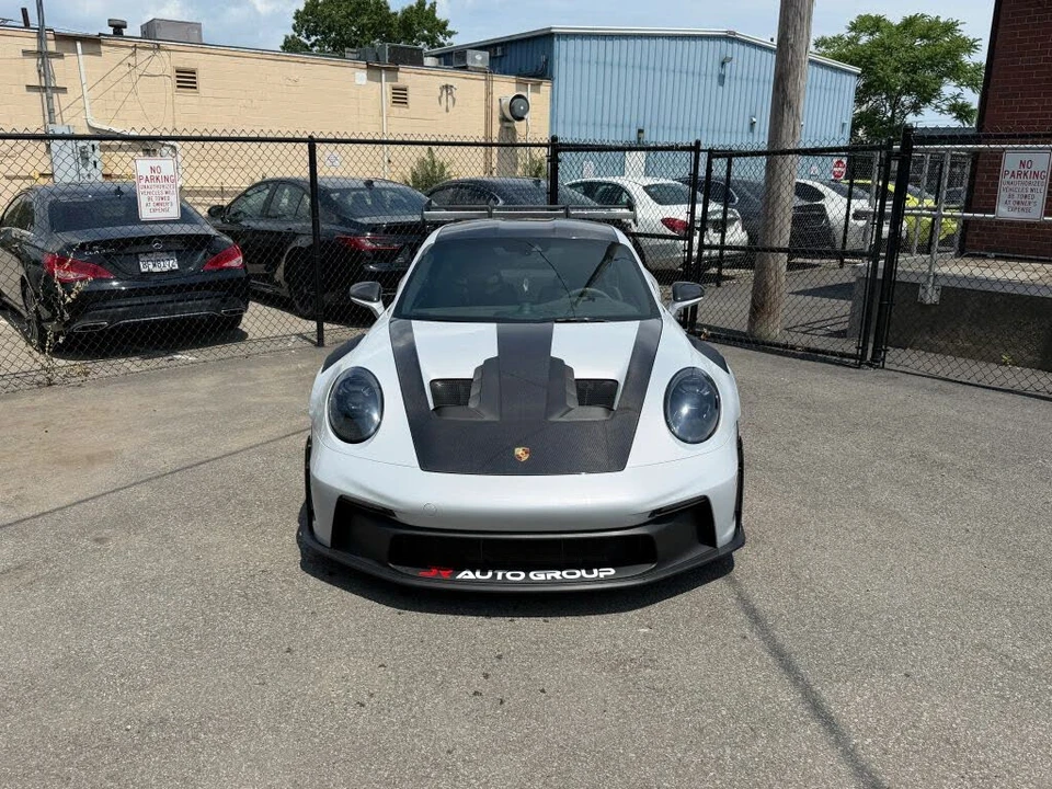 2024 Porsche 992 GT3 RS - Image 2 of 31