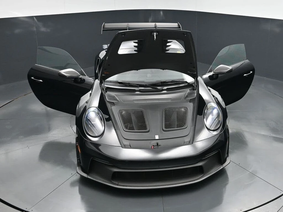2024 Porsche 992 GT3 RS - Image 28 of 31