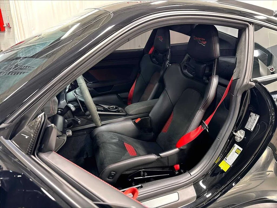 2024 Porsche 992 GT3 RS - Image 6 of 31