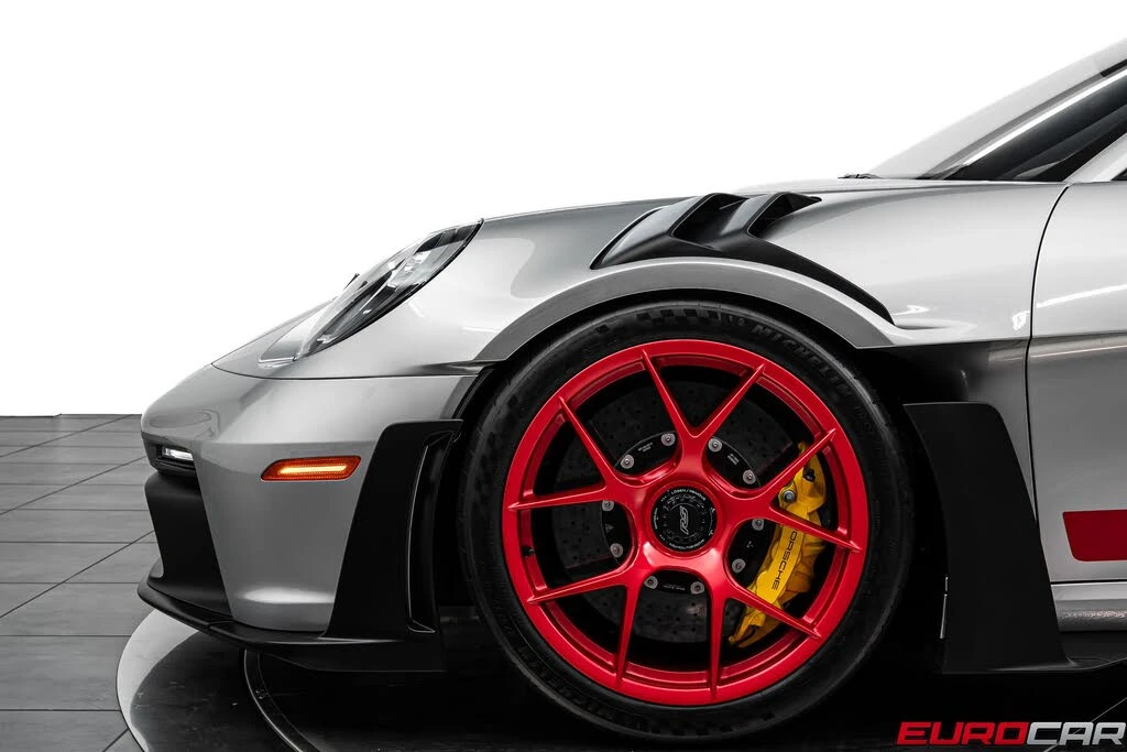 2024 Porsche 992 GT3 RS - Image 13 of 31