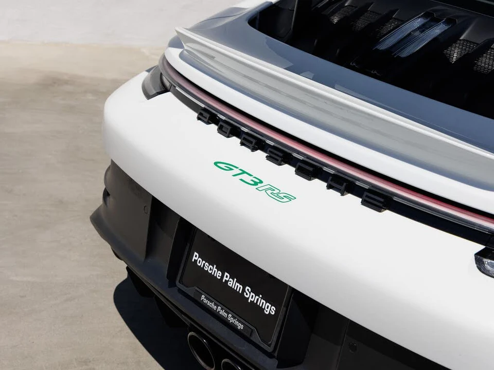2024 Porsche 992 GT3 RS - Image 12 of 31