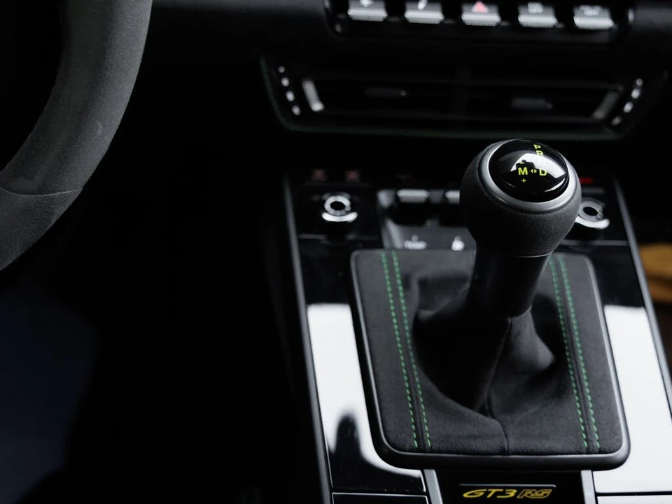2024 Porsche 992 GT3 RS - Image 26 of 31
