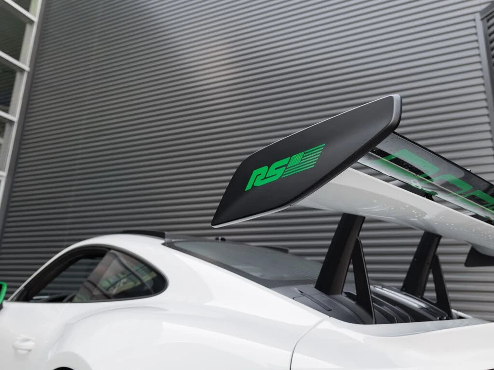2024 Porsche 992 GT3 RS - Image 30 of 31