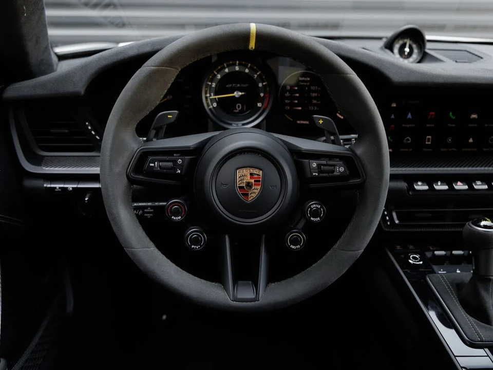 2024 Porsche 992 GT3 RS - Image 20 of 31