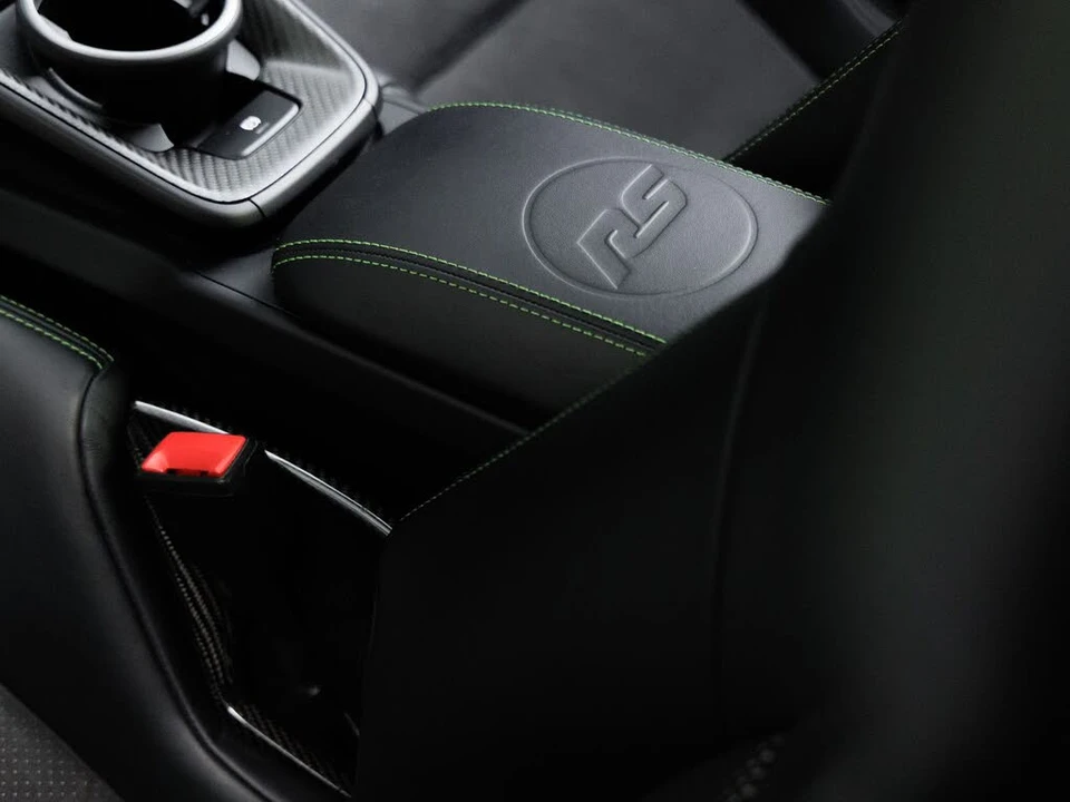 2024 Porsche 992 GT3 RS - Image 28 of 31