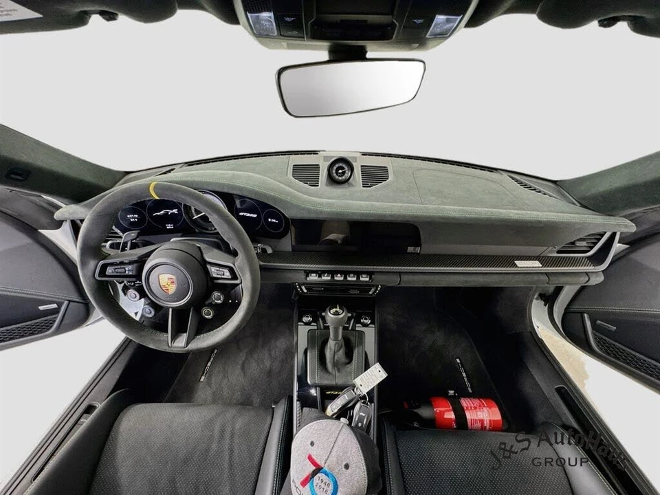 2024 Porsche 992 GT3 RS - Image 29 of 31
