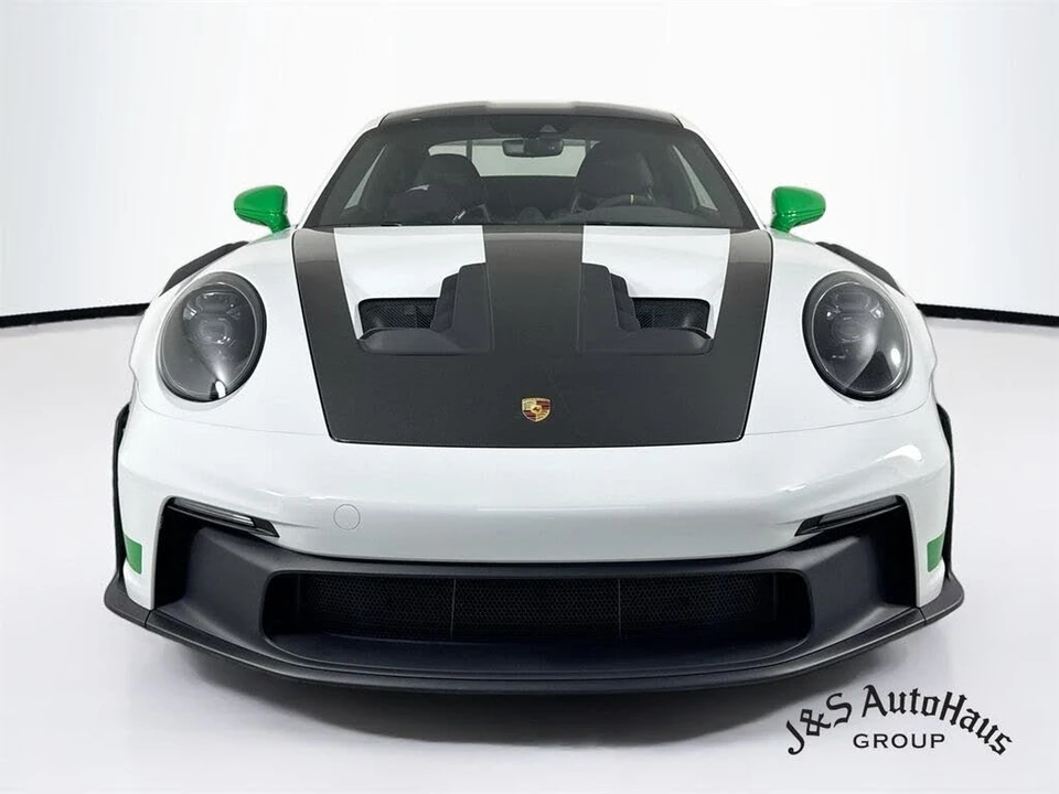 2024 Porsche 992 GT3 RS - Image 2 of 31