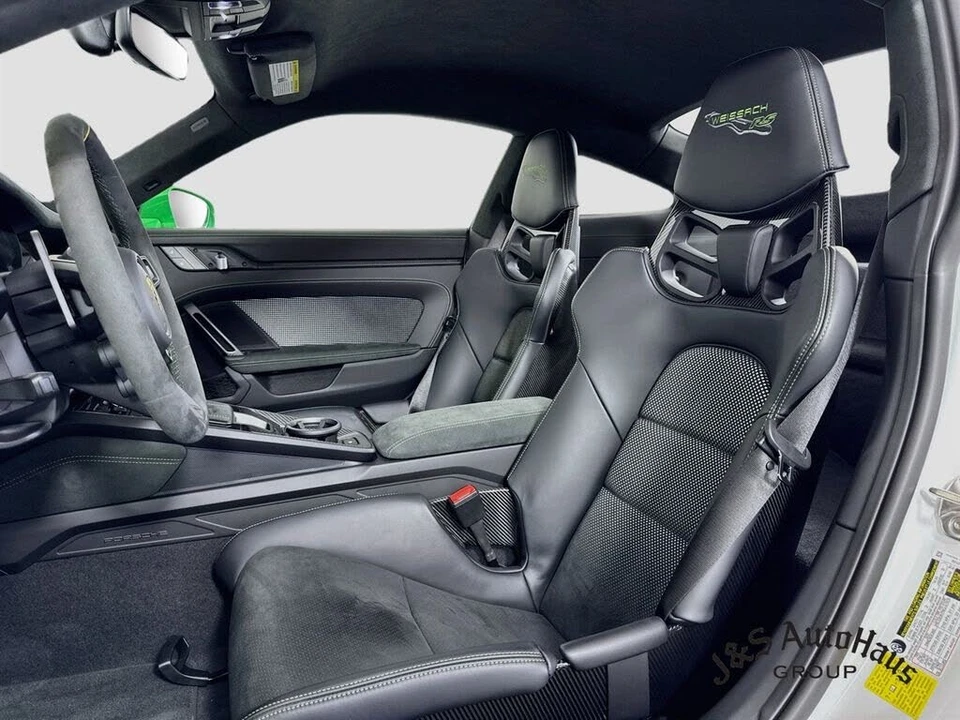 2024 Porsche 992 GT3 RS - Image 11 of 31