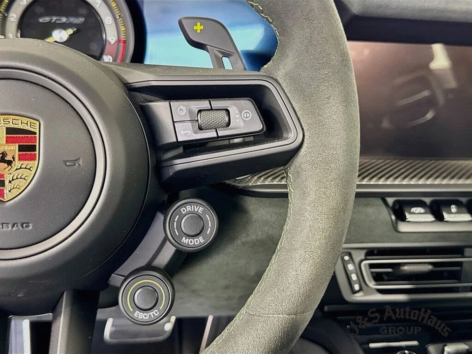 2024 Porsche 992 GT3 RS - Image 14 of 31