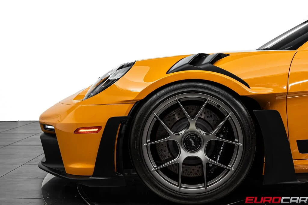 2024 Porsche 992 GT3 RS - Image 16 of 31