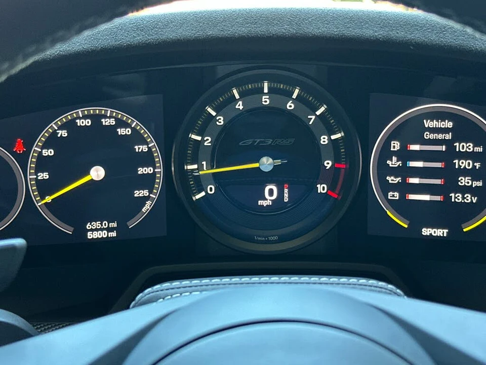 2024 Porsche 992 GT3 RS - Image 30 of 31