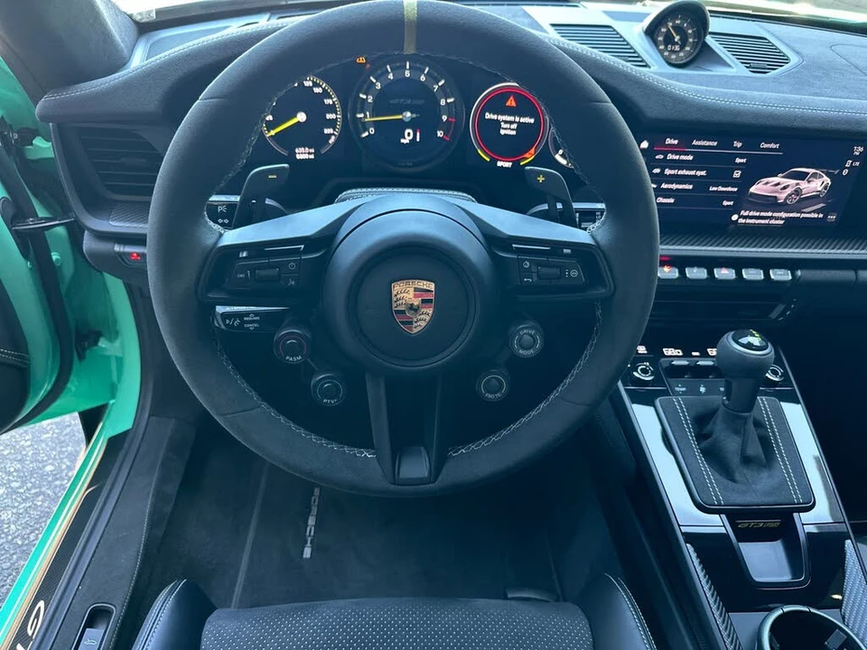 2024 Porsche 992 GT3 RS - Image 15 of 31