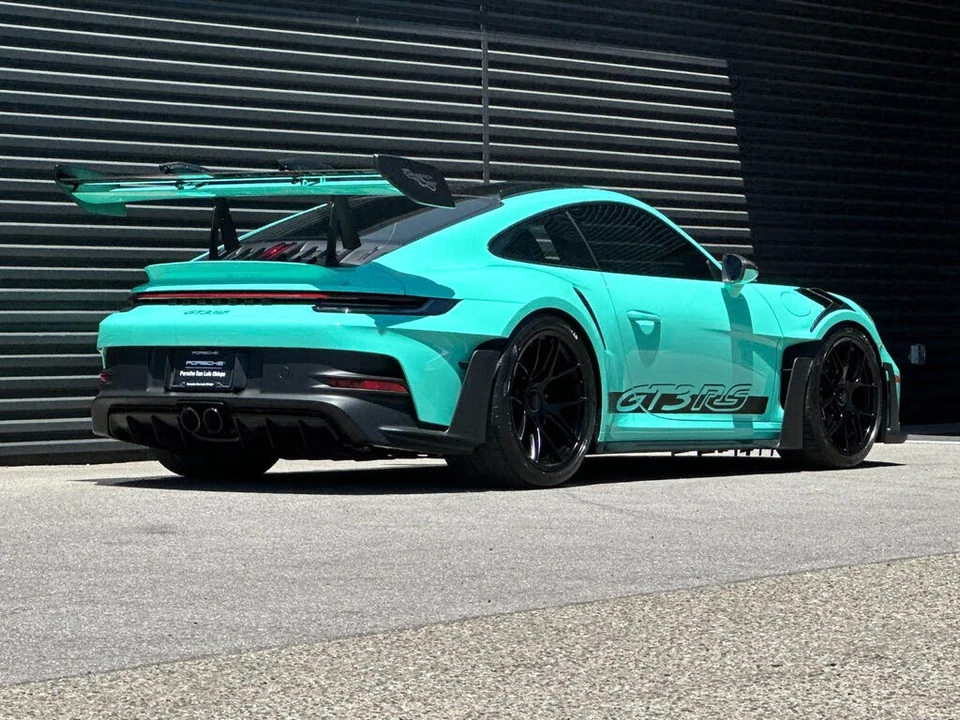 2024 Porsche 992 GT3 RS - Image 8 of 31