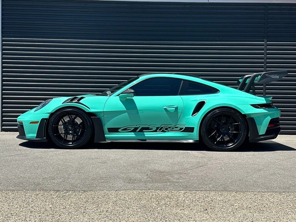 2024 Porsche 992 GT3 RS - Image 2 of 31