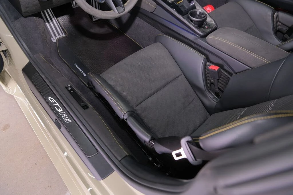 2024 Porsche 992 GT3 RS - Image 19 of 31