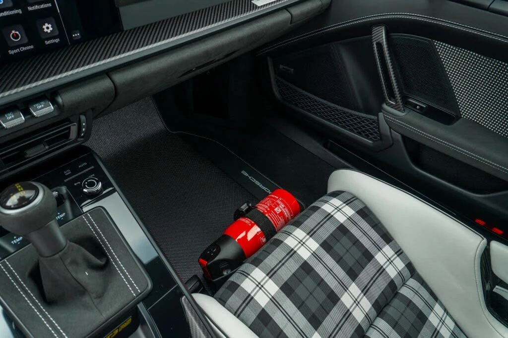 2024 Porsche 992 GT3 RS - Image 14 of 31