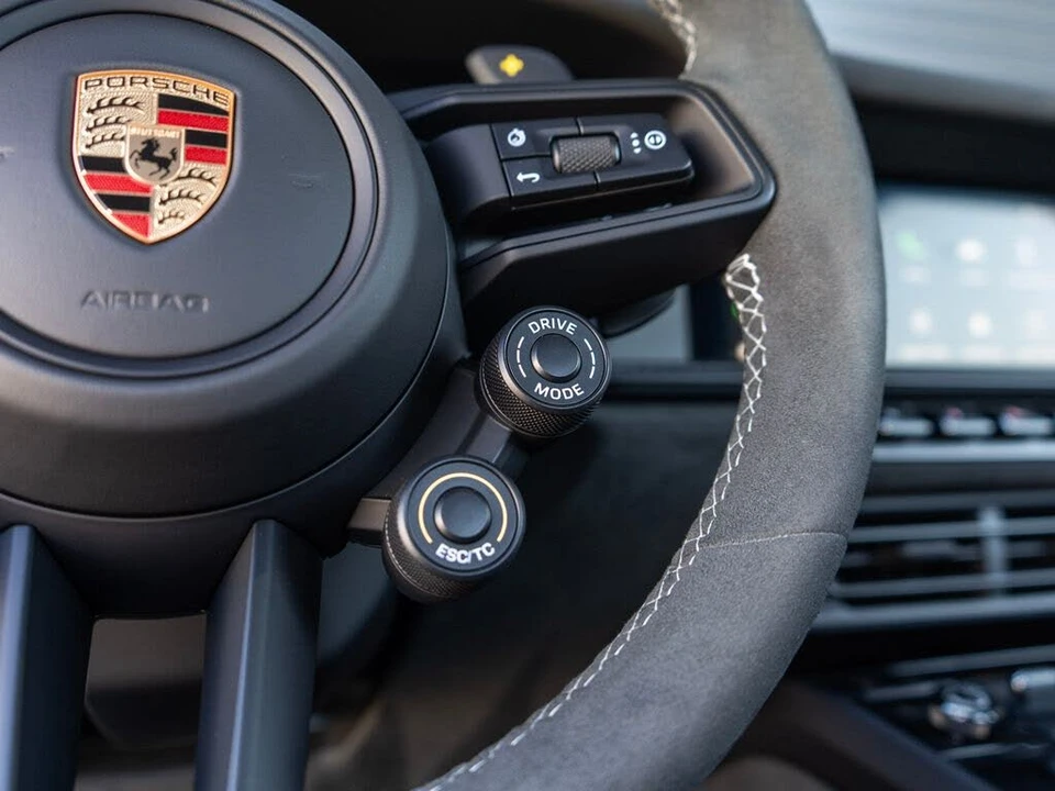 2024 Porsche 992 GT3 RS - Image 25 of 31