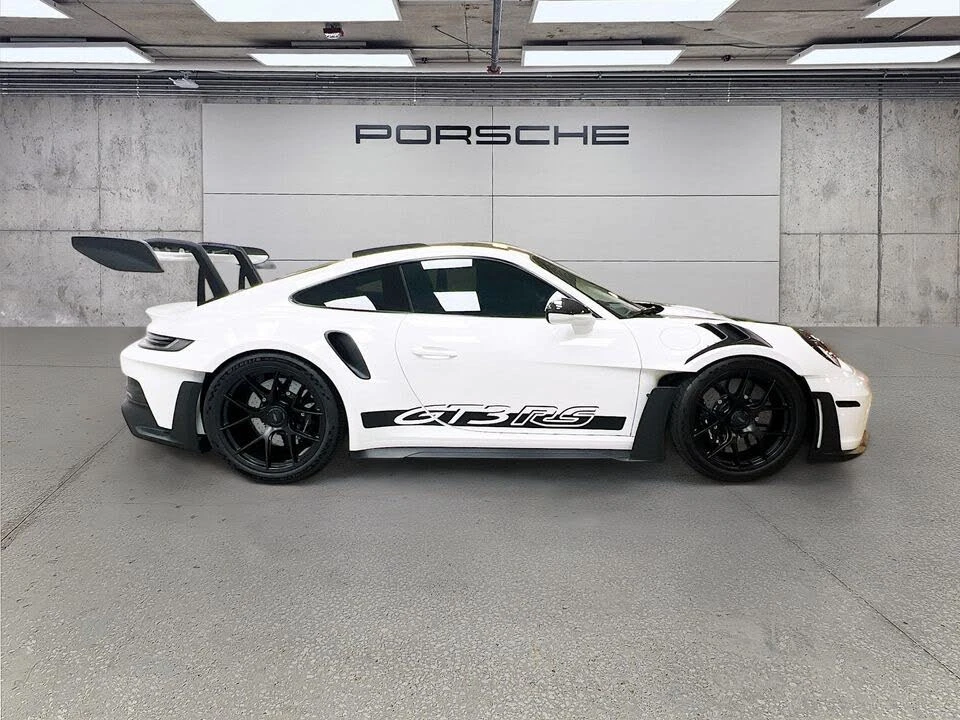 2024 Porsche 992 GT3 RS - Image 8 of 31