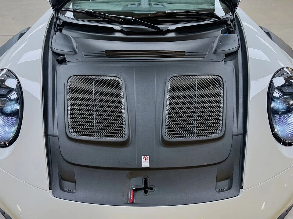 2024 Porsche 992 GT3 RS - Image 28 of 31