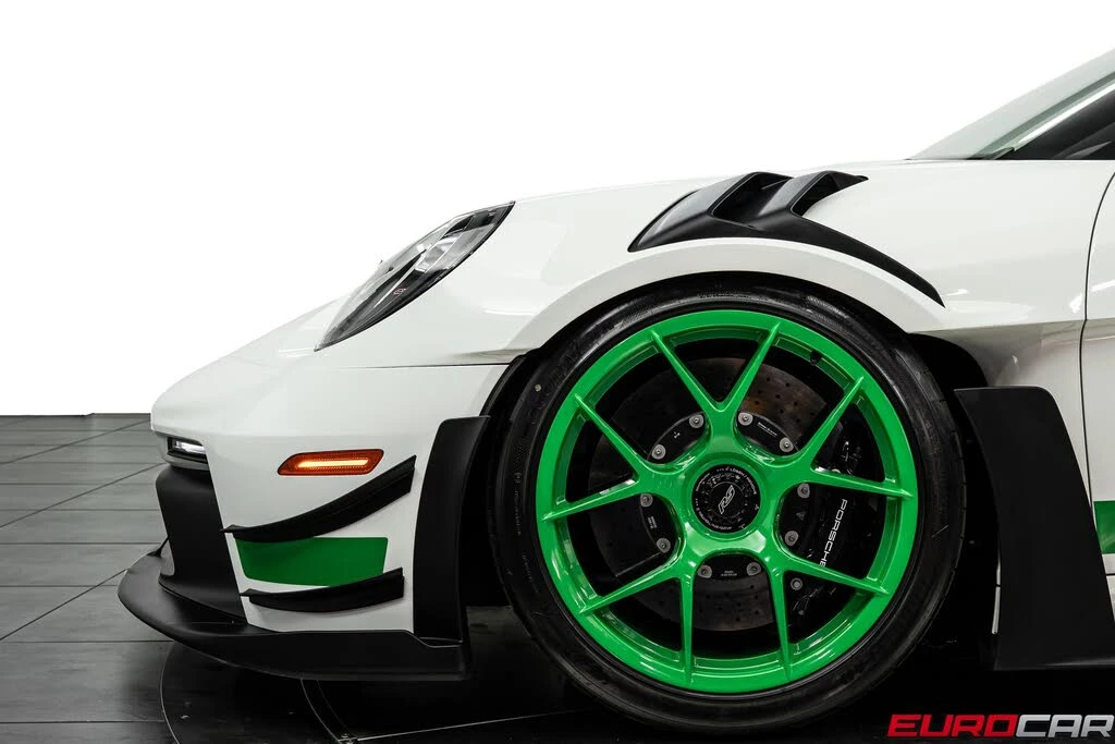 2024 Porsche 992 GT3 RS - Image 16 of 31