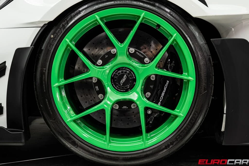 2024 Porsche 992 GT3 RS - Image 29 of 31
