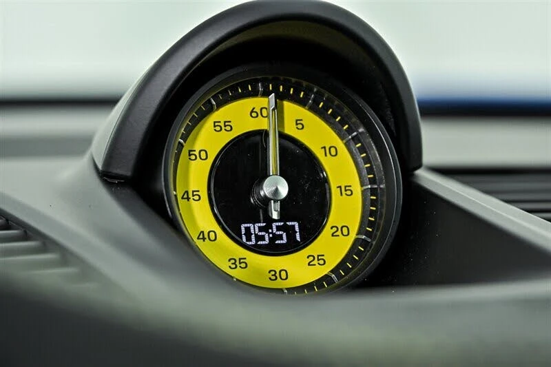 2024 Porsche 992 GT3 RS - Image 27 of 31
