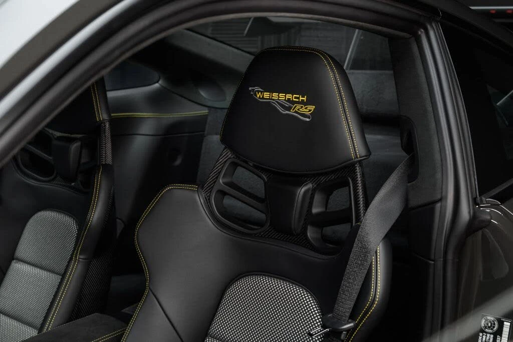 2024 Porsche 992 GT3 RS - Image 29 of 31