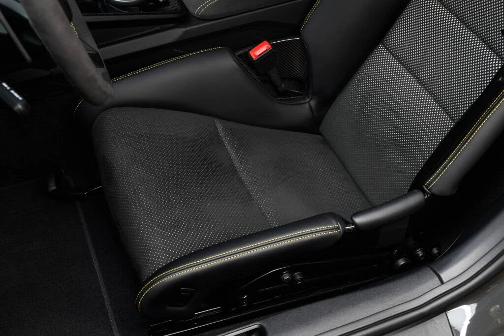 2024 Porsche 992 GT3 RS - Image 30 of 31