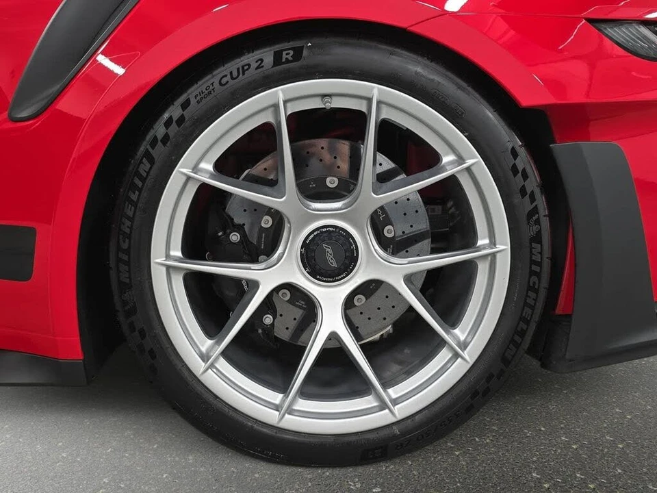 2024 Porsche 992 GT3 RS - Image 28 of 30