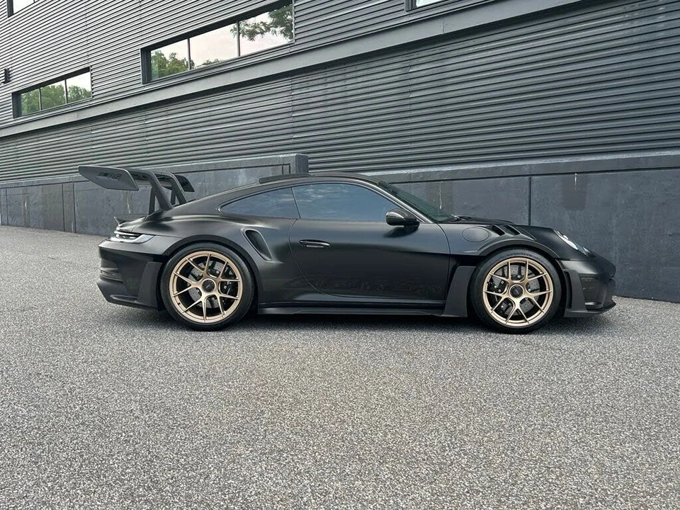 2024 Porsche 992 GT3 RS - Image 11 of 29