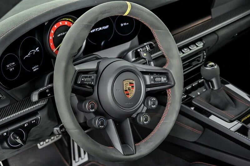 2024 Porsche 992 GT3 RS - Image 24 of 31